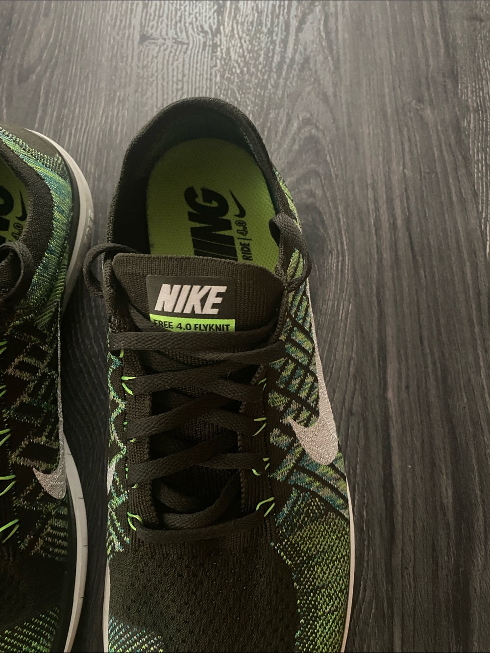 Nike Men’s Flyknit Training Shoes - Green/Black/White - Picture 4 of 9